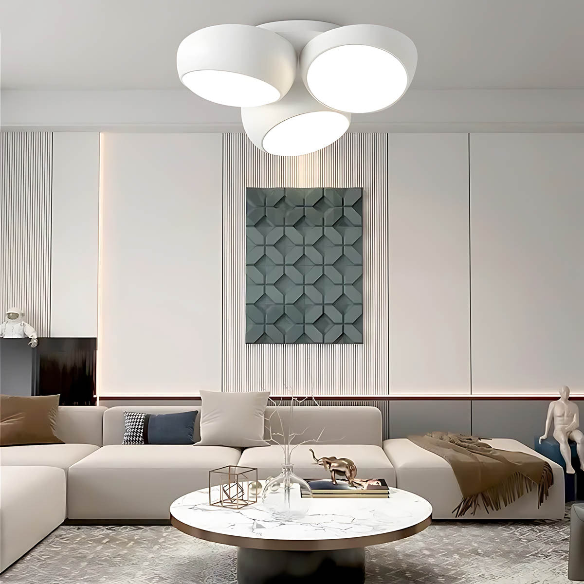 HELSINKI (Reduced Price | White | 3 Heads | 56cm / Warm White)