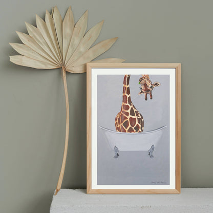 GIRAFFE IN BATHTUB | PRINT