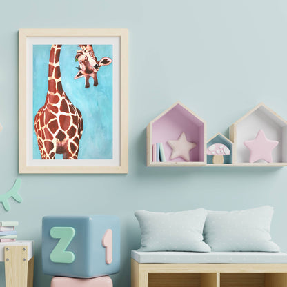 GIRAFFE WITH GREEN LEAVE | PRINT