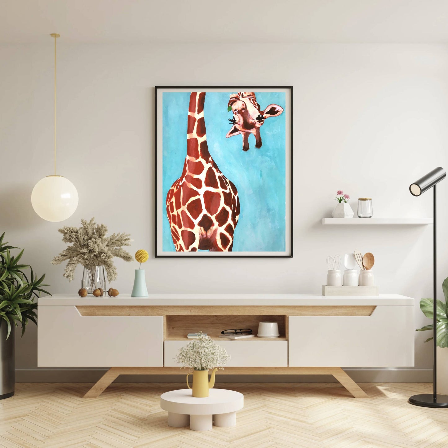 GIRAFFE WITH GREEN LEAVE | PRINT