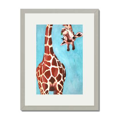 GIRAFFE WITH GREEN LEAVE | PRINT