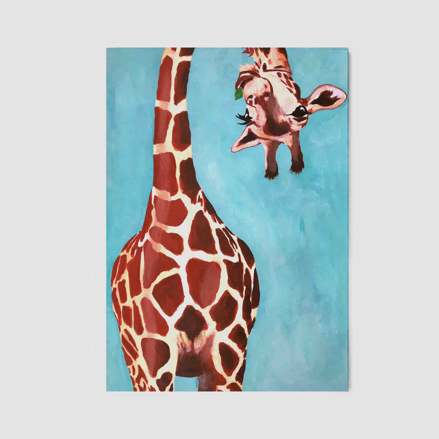 GIRAFFE WITH GREEN LEAVE | CANVAS