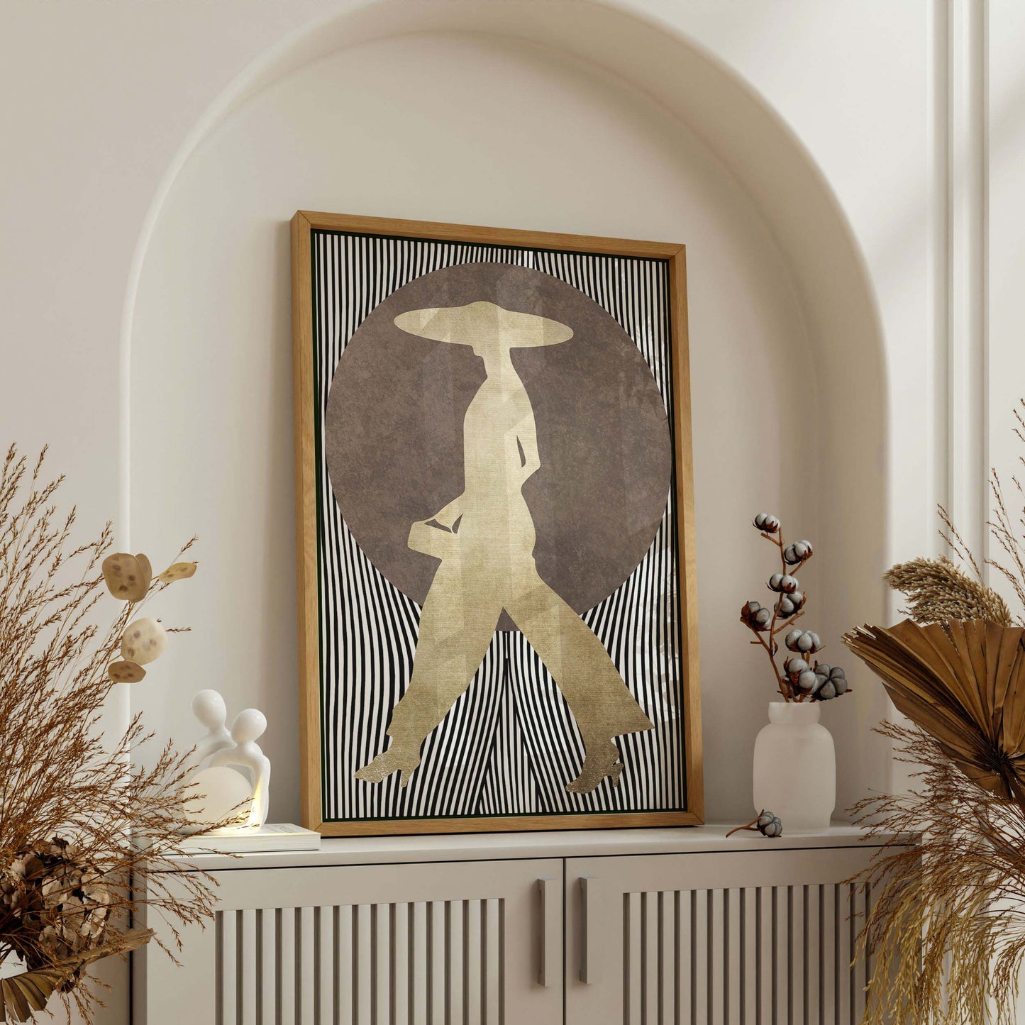 LA MADAME NOIR | CANVAS