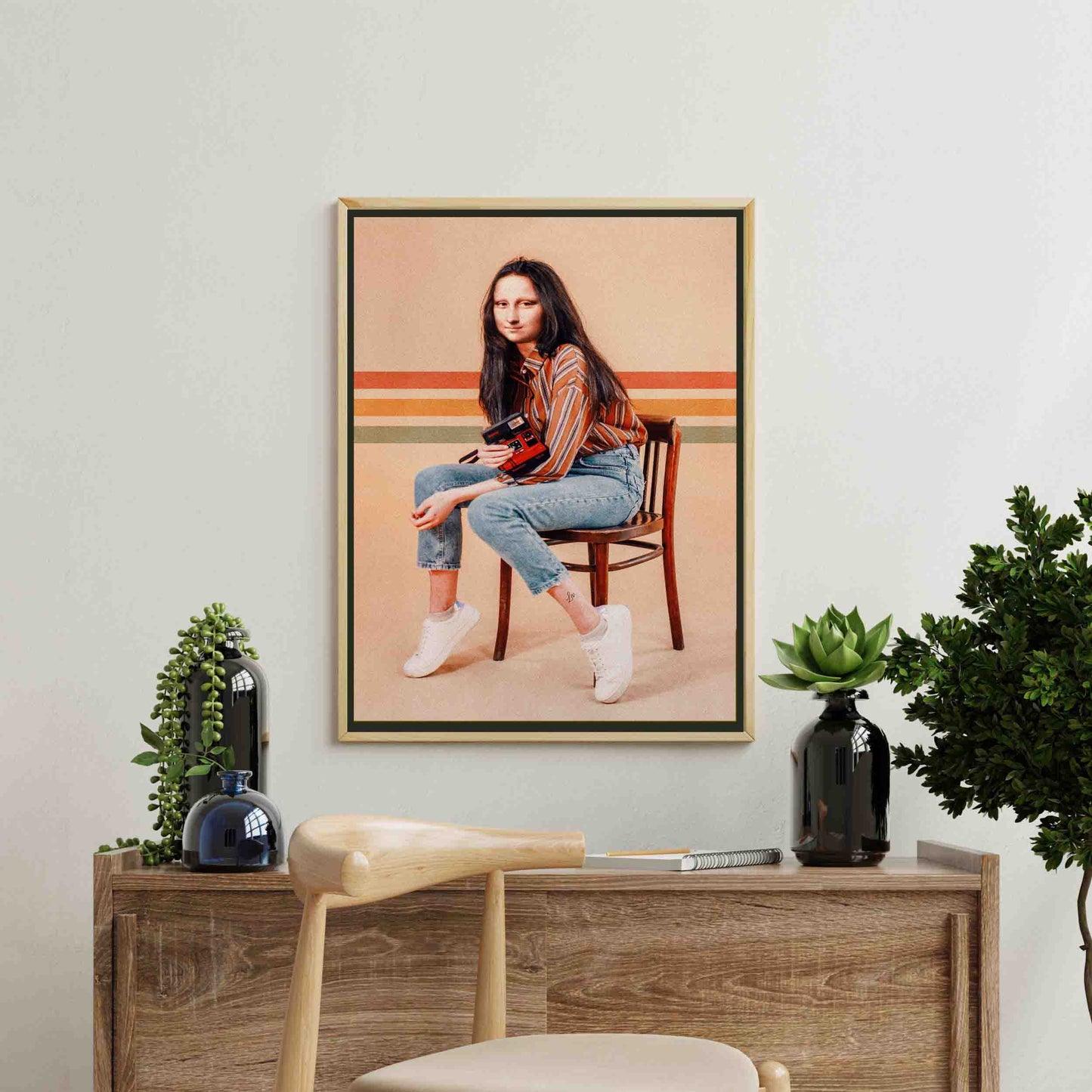 RETRO MONA | CANVAS